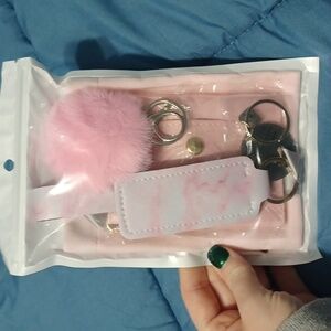 Pink mom accessory kit